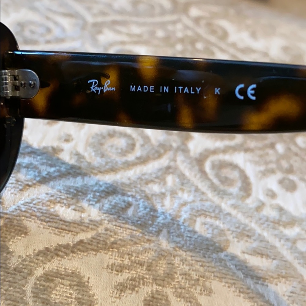 Ray Ban Sunglasses - Picture 5 of 7